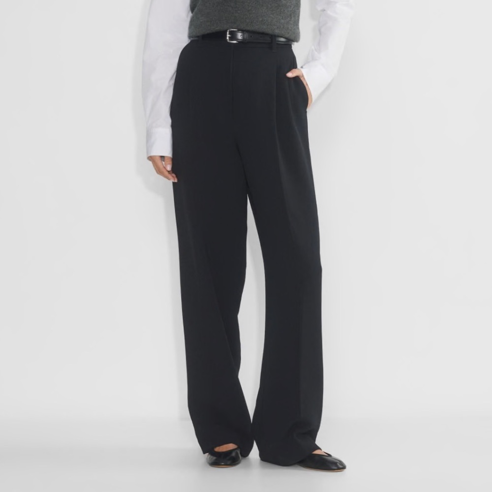 Aritzia black effortless pant 00